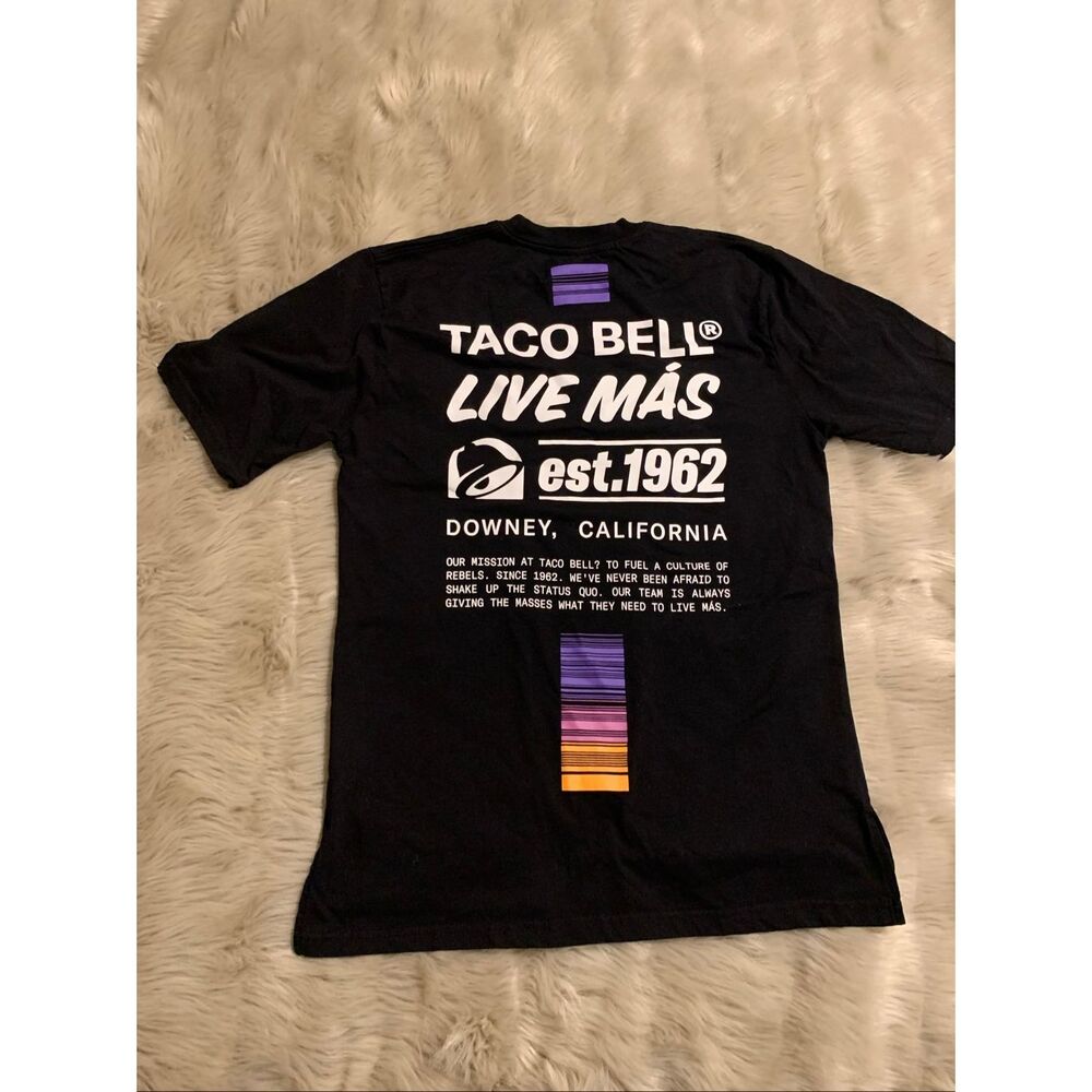 Taco Bell Live Mas Est 1962 Downey California Graphic T- Shirt Small Black